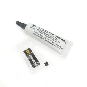 WBG Water resistant dielectric grease for electrical connectors